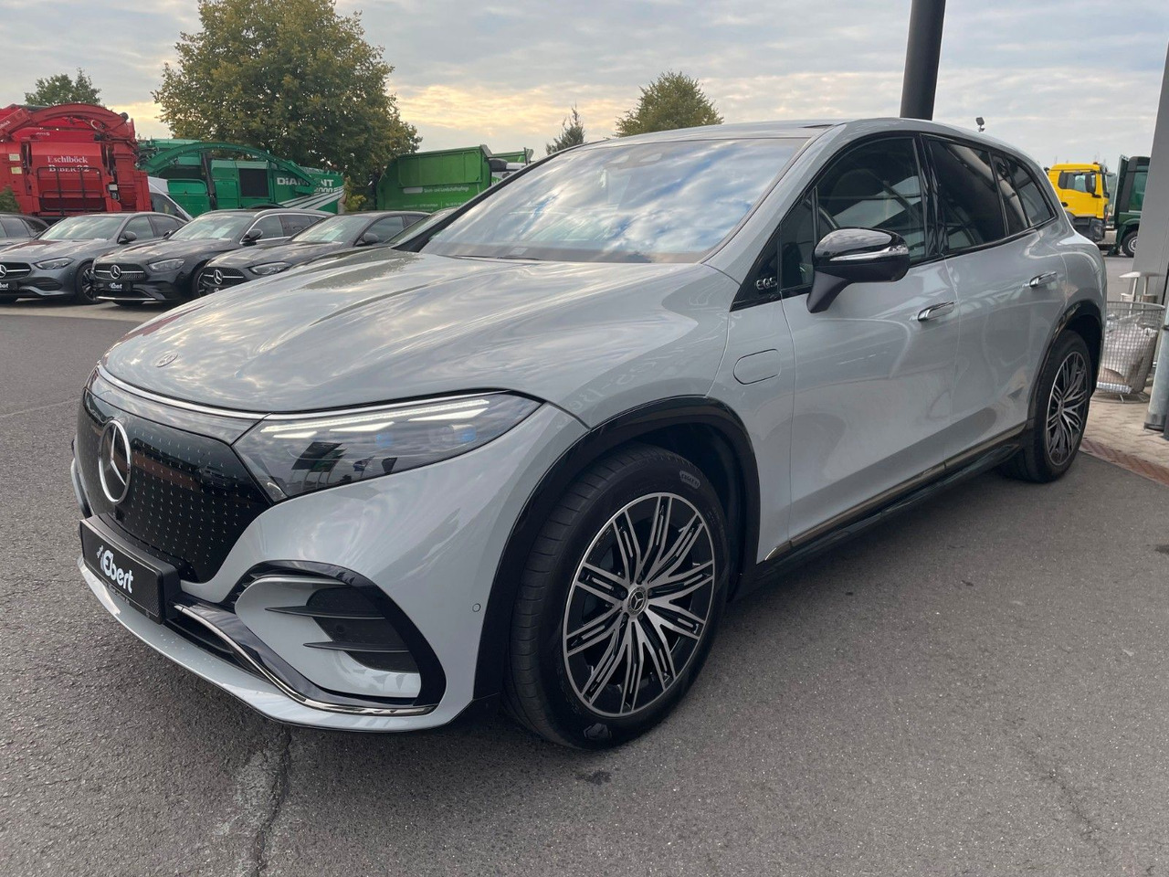 Mercedes-Benz EQS SUV 580 AMG DigL+AIR+HUD+Hyper+Burm+Pano - SUV : 사진 2 Mercedes-Benz EQS SUV 580 AMG DigL+AIR+HUD+Hyper+Burm+Pano - SUV : 사진 2