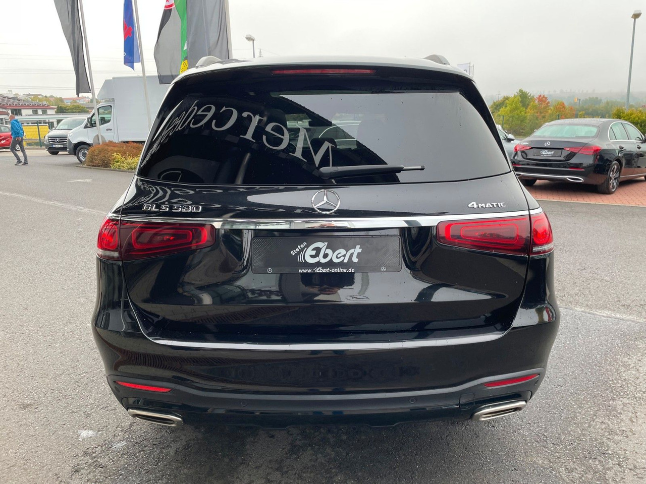 Mercedes-Benz GLS 580 4M AMG Pano+AHK+Burm+7Sitz+HUD+Fond+VOLL - SUV : 사진 4 Mercedes-Benz GLS 580 4M AMG Pano+AHK+Burm+7Sitz+HUD+Fond+VOLL - SUV : 사진 4
