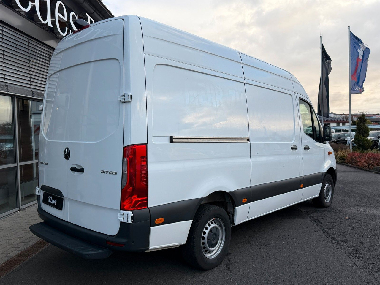 Mercedes-Benz Sprinter 317 CDI 3665 Klima 360 SHZ MBUX - 패널 밴 : 사진 4 Mercedes-Benz Sprinter 317 CDI 3665 Klima 360 SHZ MBUX - 패널 밴 : 사진 4