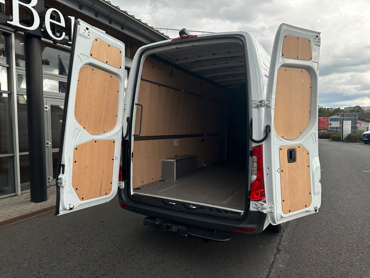 Mercedes-Benz Sprinter 317 CDI 9G 4325 Klima Kamera SHZ AHK - 패널 밴 : 사진 5 Mercedes-Benz Sprinter 317 CDI 9G 4325 Klima Kamera SHZ AHK - 패널 밴 : 사진 5
