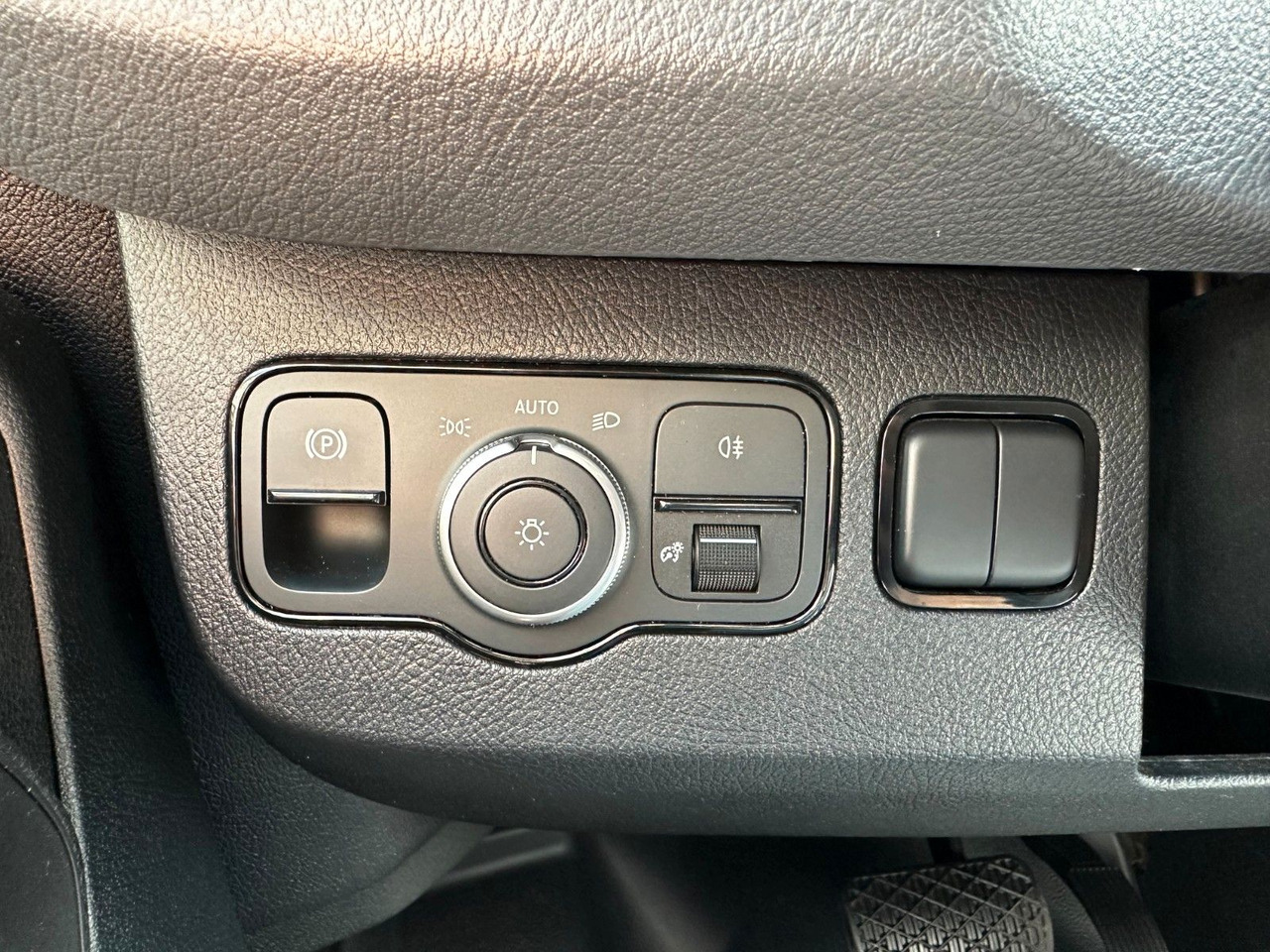 리스  Mercedes-Benz Sprinter 319 CDI 4x4 DoKa Klima AHK3,5to Mercedes-Benz Sprinter 319 CDI 4x4 DoKa Klima AHK3,5to : 사진 20