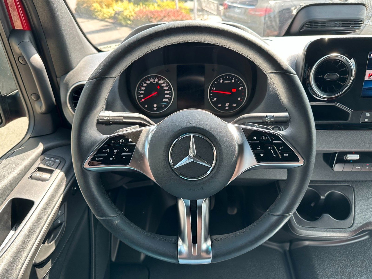 리스  Mercedes-Benz Sprinter 319 CDI 4x4 DoKa Klima AHK3,5to Mercedes-Benz Sprinter 319 CDI 4x4 DoKa Klima AHK3,5to : 사진 14