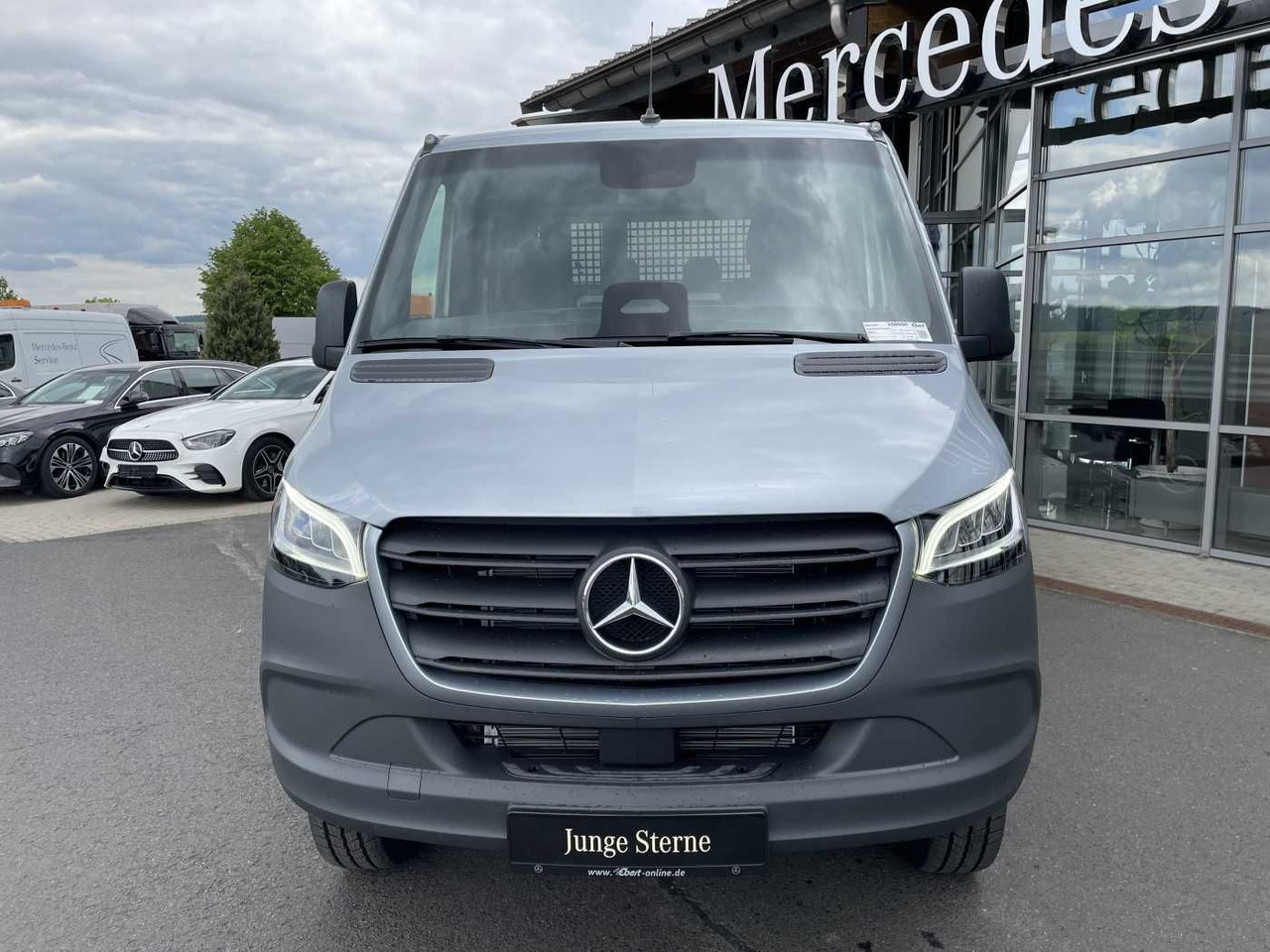 Mercedes-Benz Sprinter 319 CDI 4x4 DoKa Klima Stdheiz AHK LED - 커튼 사이드 밴 : 사진 2 Mercedes-Benz Sprinter 319 CDI 4x4 DoKa Klima Stdheiz AHK LED - 커튼 사이드 밴 : 사진 2