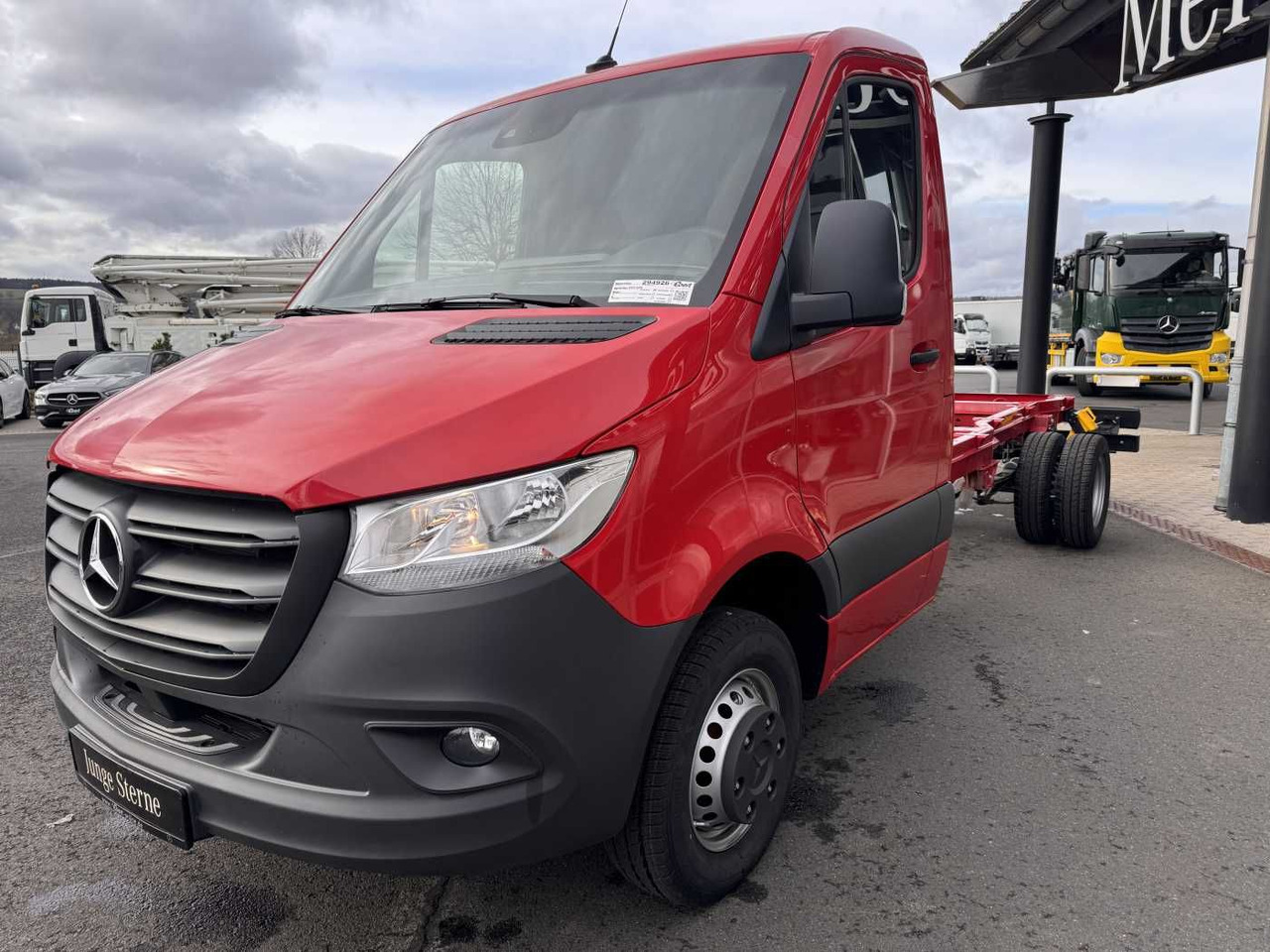 Mercedes-Benz Sprinter 517 CDI 4325 Fahrgestell AHK3,5 5.500kg - 캡 새시 트럭 : 사진 3 Mercedes-Benz Sprinter 517 CDI 4325 Fahrgestell AHK3,5 5.500kg - 캡 새시 트럭 : 사진 3