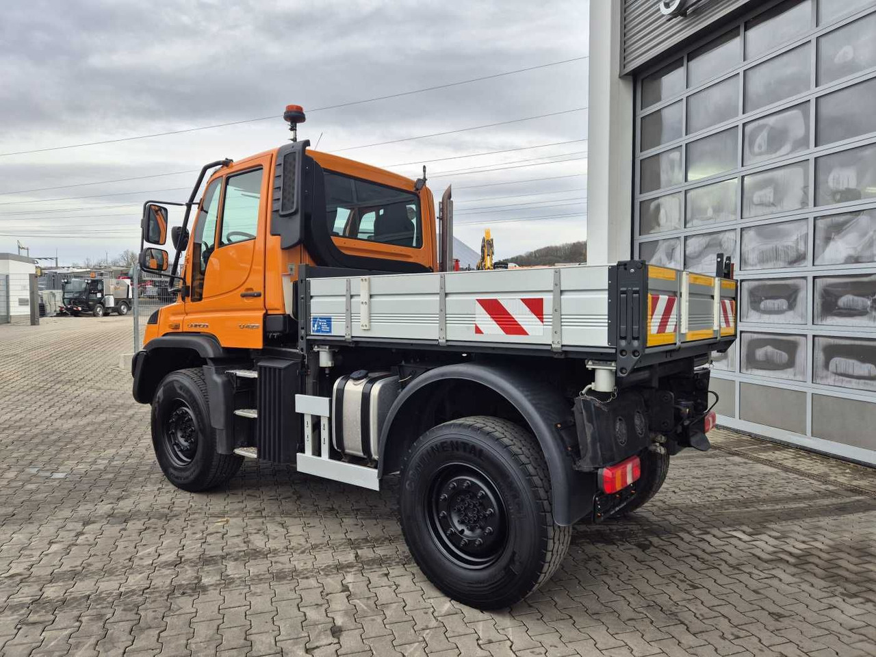 신규 덤프트럭 Mercedes-Benz Unimog U423 4x4 Hydrostat Zapfwelle : 사진 8 신규 덤프트럭 Mercedes-Benz Unimog U423 4x4 Hydrostat Zapfwelle : 사진 8