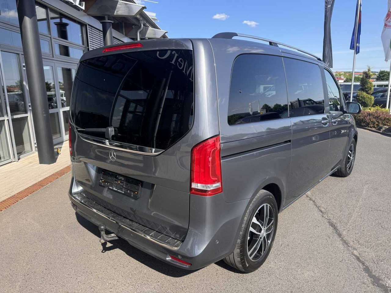 Mercedes-Benz V 220 d EDITION Liege-Paket AHK2,5 LED DAB MBUX - 차량 : 사진 4 Mercedes-Benz V 220 d EDITION Liege-Paket AHK2,5 LED DAB MBUX - 차량 : 사진 4