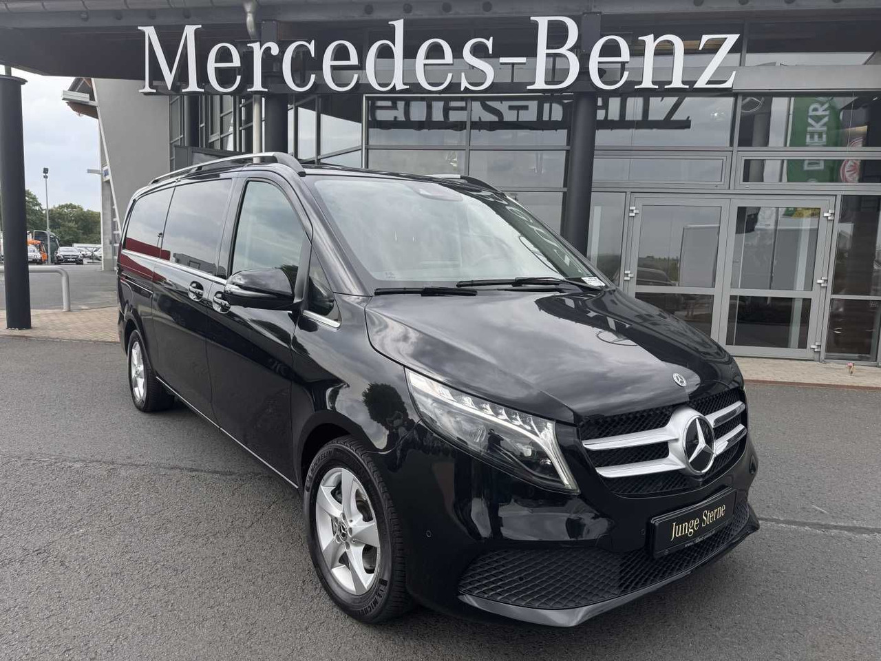 차량 Mercedes-Benz V 300 d 4MATIC AVA 3430 AHK2,5 DISTRONIC 360 : 사진 1