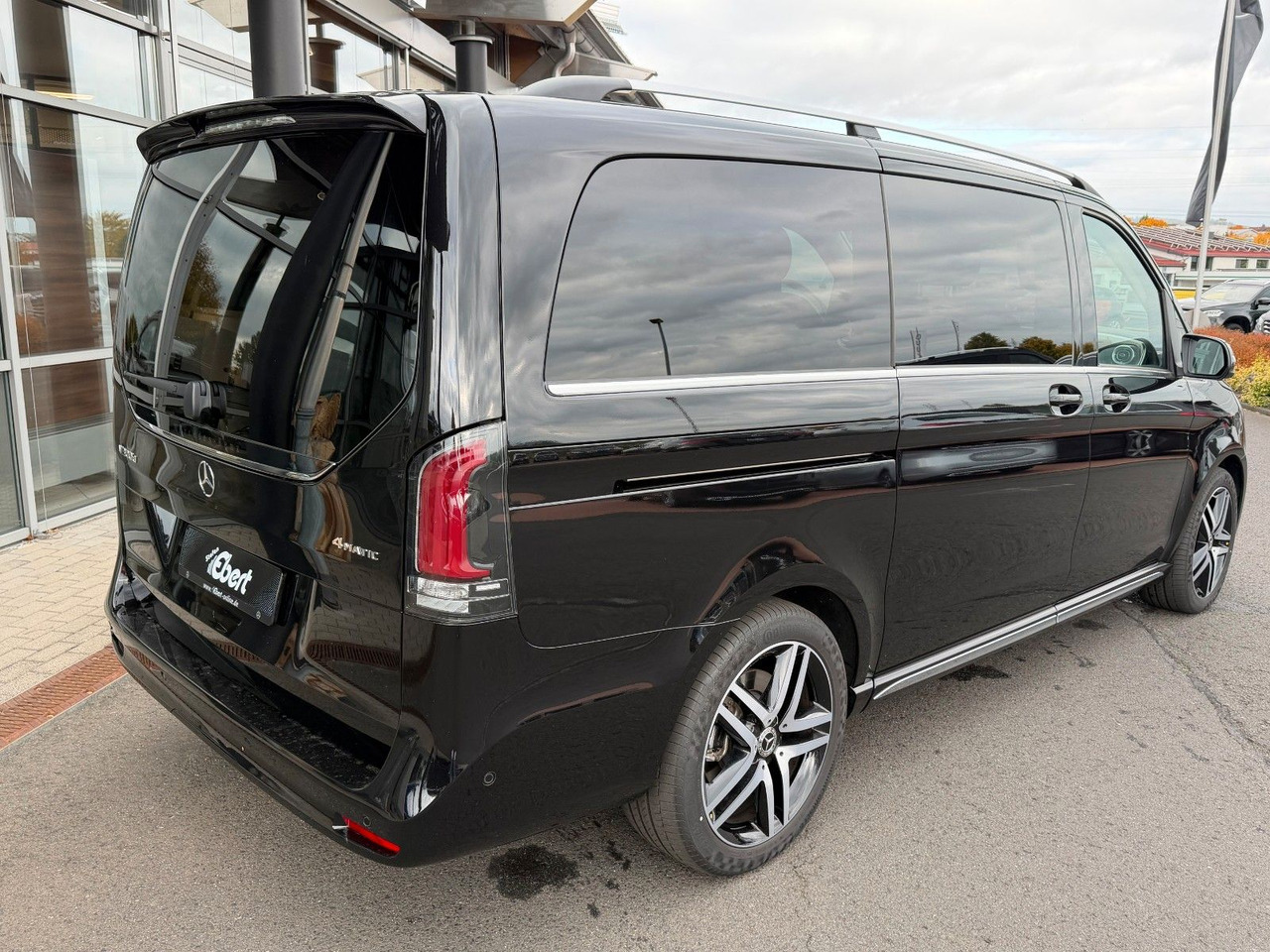 Mercedes-Benz V 300 d 4MATIC EXCLUSIVE Luxus-Sitze AHK2,5to - 스테이션 왜건 : 사진 4 Mercedes-Benz V 300 d 4MATIC EXCLUSIVE Luxus-Sitze AHK2,5to - 스테이션 왜건 : 사진 4