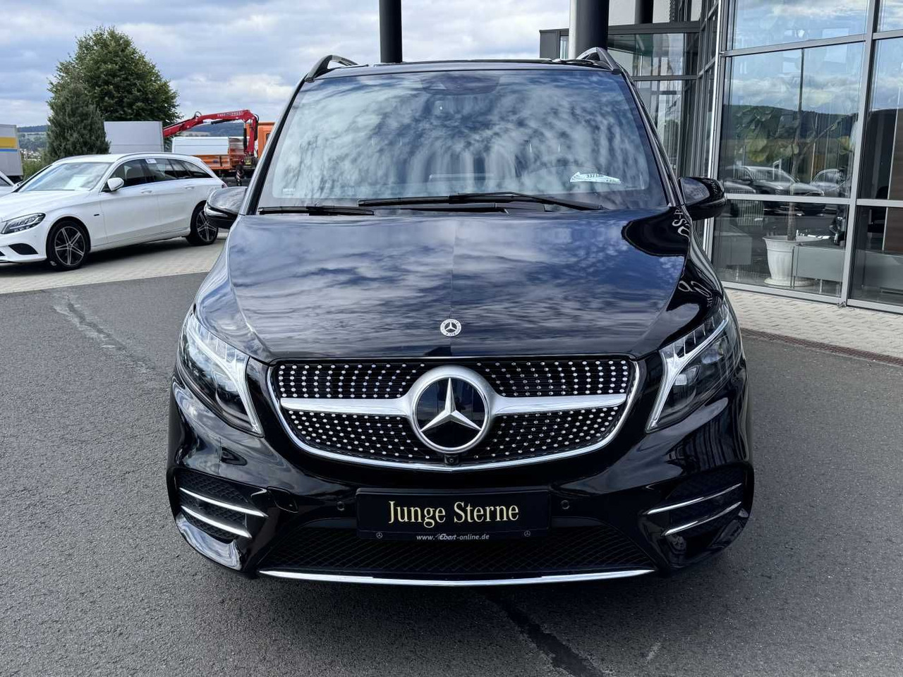 Mercedes-Benz V 300 d AVA AMG 4MATIC AIRMATIC Sitzklima el Tür - 차량 : 사진 2 Mercedes-Benz V 300 d AVA AMG 4MATIC AIRMATIC Sitzklima el Tür - 차량 : 사진 2