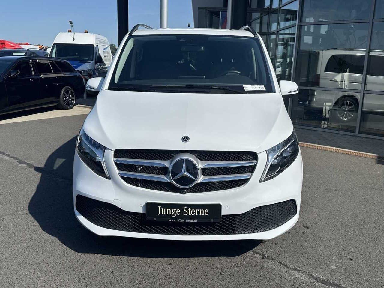 Mercedes-Benz V 300 d AVA ED 6Sitze Burmester 360Kamera el Tür - 차량 : 사진 2 Mercedes-Benz V 300 d AVA ED 6Sitze Burmester 360Kamera el Tür - 차량 : 사진 2