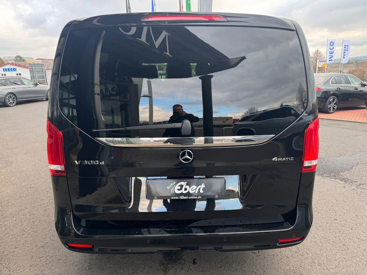 Mercedes-Benz V 300 d AVA Extralang 4MATIC AHK Stdh DISTRONIC - 승합차 : 사진 5 Mercedes-Benz V 300 d AVA Extralang 4MATIC AHK Stdh DISTRONIC - 승합차 : 사진 5