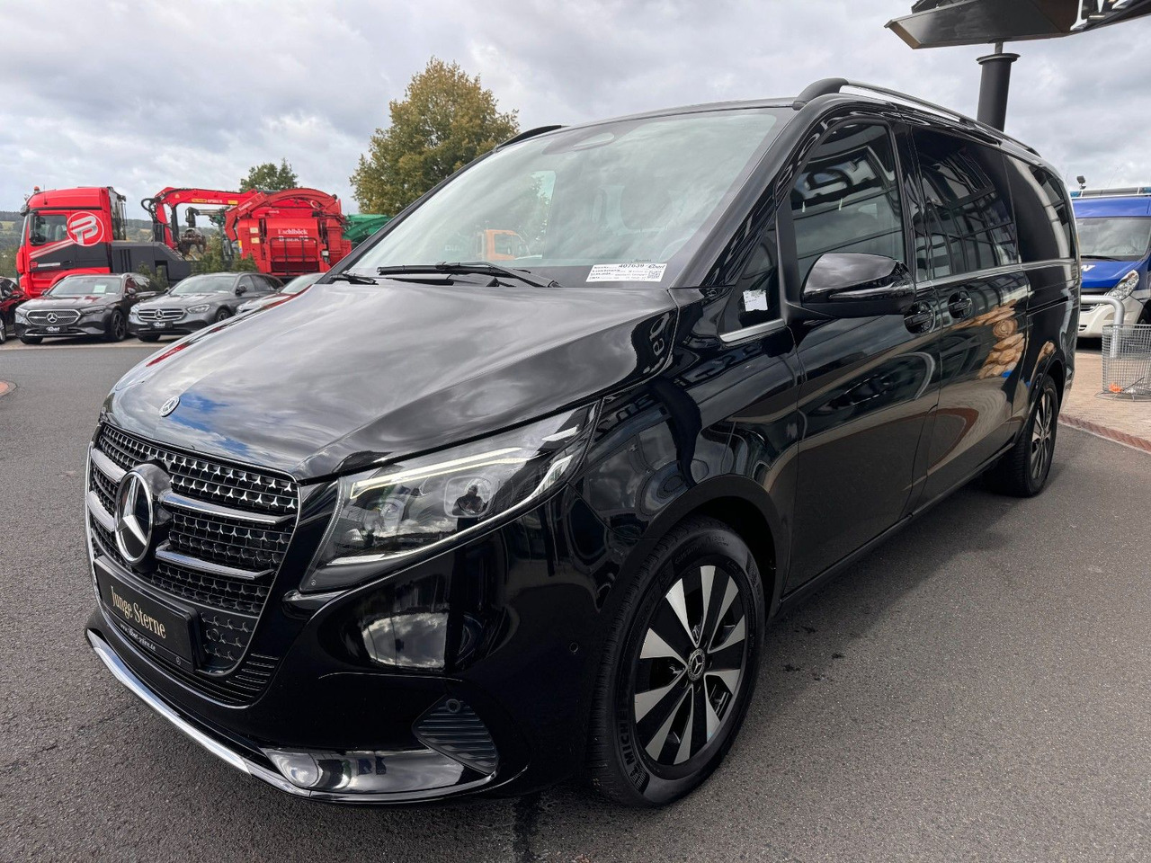 Mercedes-Benz V 300 d AVANTGARDE Extralang 360Kamera Standheiz - 스테이션 왜건 : 사진 3 Mercedes-Benz V 300 d AVANTGARDE Extralang 360Kamera Standheiz - 스테이션 왜건 : 사진 3