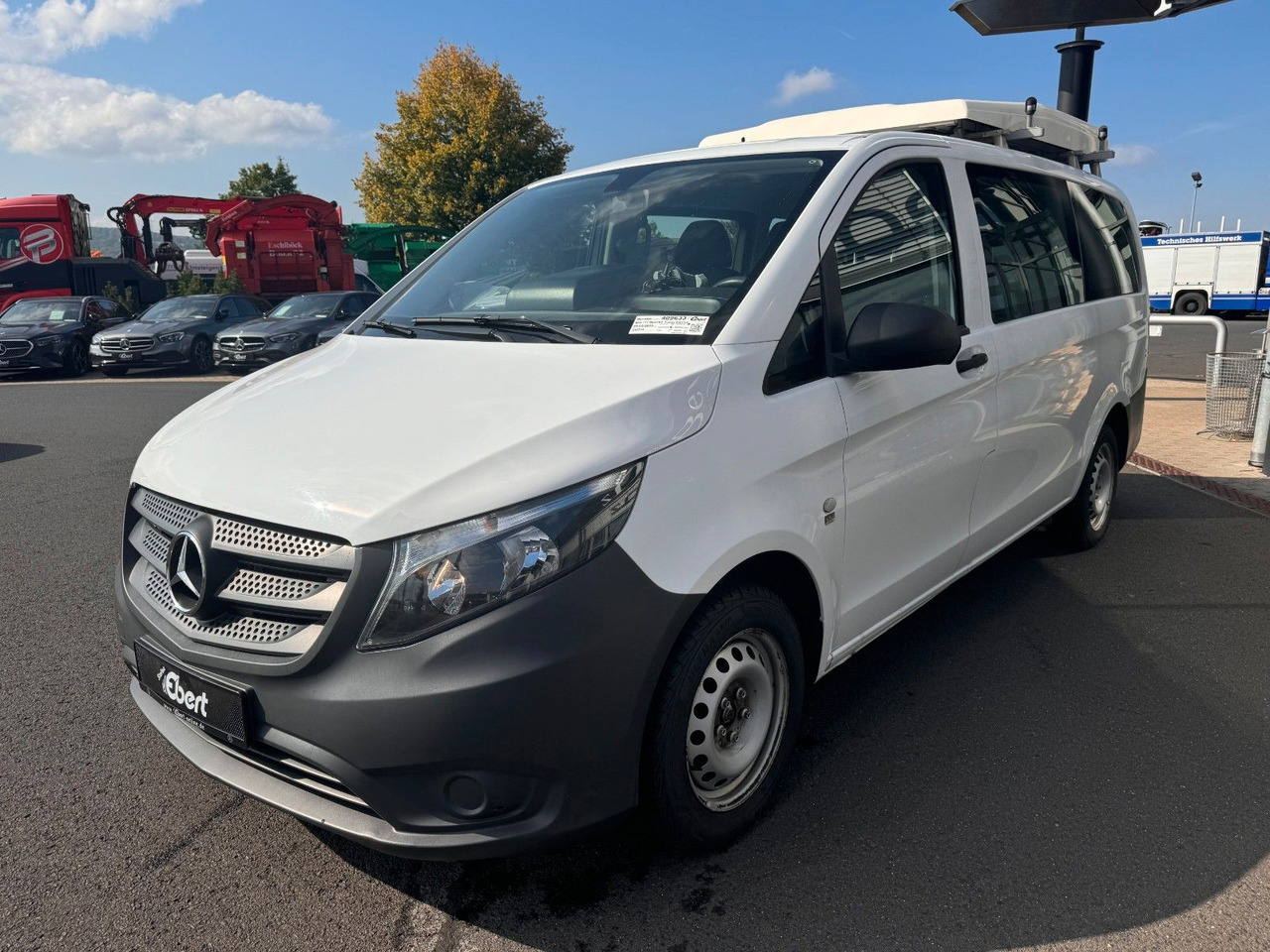 Mercedes-Benz Vito 111 CDI Tourer Begleitfahrzeug BF3+ / WVZ - 소형 밴 : 사진 3 Mercedes-Benz Vito 111 CDI Tourer Begleitfahrzeug BF3+ / WVZ - 소형 밴 : 사진 3