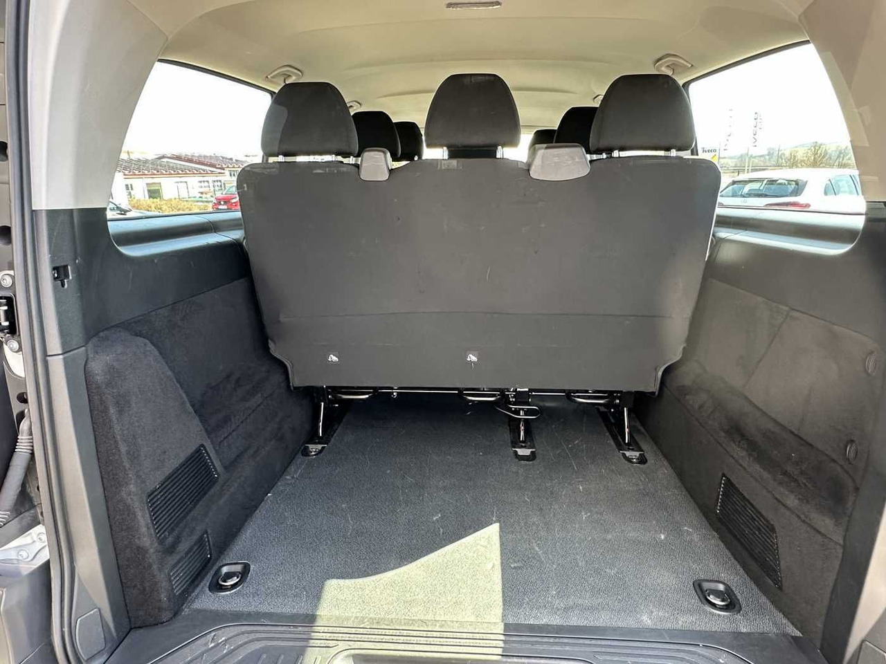 리스  Mercedes-Benz Vito 114 CDI Tourer 8Sitze Klima Audio40 Kamera Mercedes-Benz Vito 114 CDI Tourer 8Sitze Klima Audio40 Kamera : 사진 6