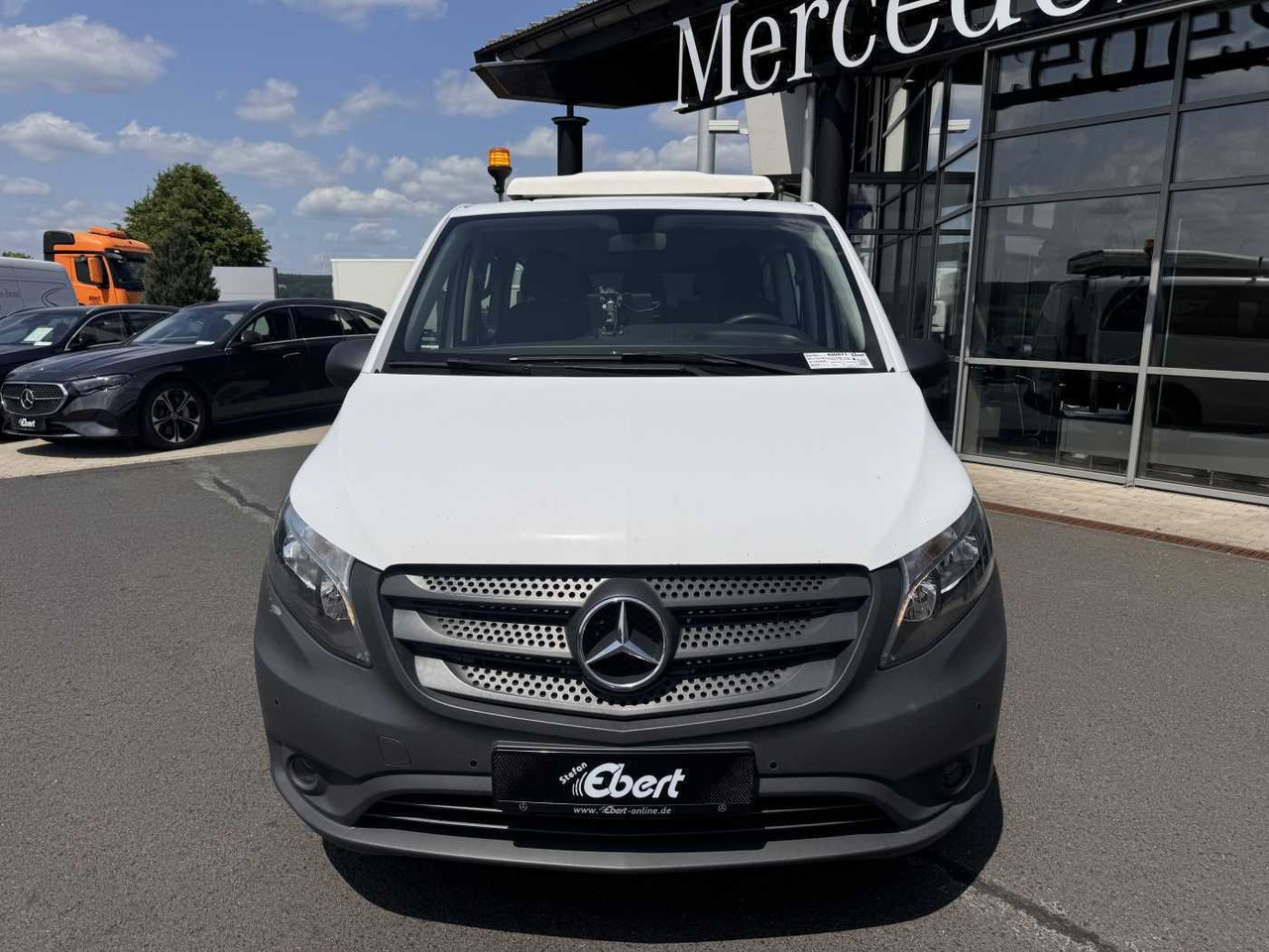 Mercedes-Benz Vito 114 CDI Tourer Begleitfahrzeug BF3+ / WVZ - 소형 밴 : 사진 4 Mercedes-Benz Vito 114 CDI Tourer Begleitfahrzeug BF3+ / WVZ - 소형 밴 : 사진 4