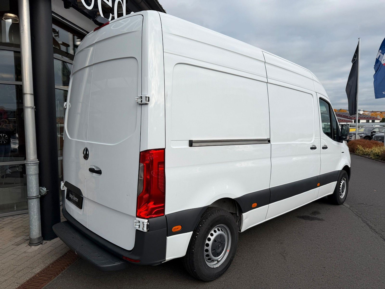 Mercedes-Benz eSprinter 312 Klima SHZ Kamera - 패널 밴, 전기 밴 : 사진 4 Mercedes-Benz eSprinter 312 Klima SHZ Kamera - 패널 밴, 전기 밴 : 사진 4