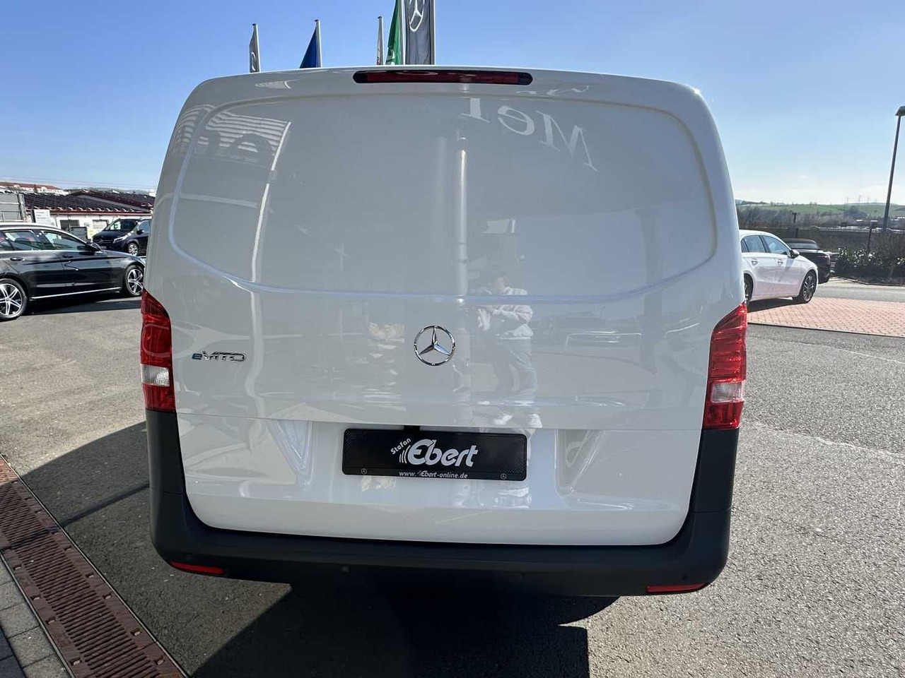 Mercedes-Benz eVito 112 Klima Kamera Audio 30 Sitzheiz Tempom. - 소형 밴, 전기 밴 : 사진 5 Mercedes-Benz eVito 112 Klima Kamera Audio 30 Sitzheiz Tempom. - 소형 밴, 전기 밴 : 사진 5