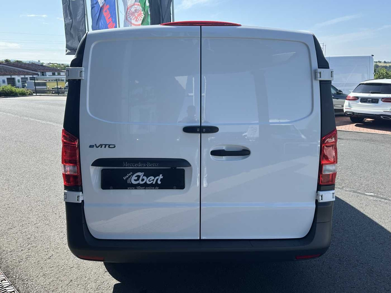 Mercedes-Benz eVito 112 Klima Kamera Navi SHZ Tempomat - 소형 밴, 전기 밴 : 사진 5 Mercedes-Benz eVito 112 Klima Kamera Navi SHZ Tempomat - 소형 밴, 전기 밴 : 사진 5