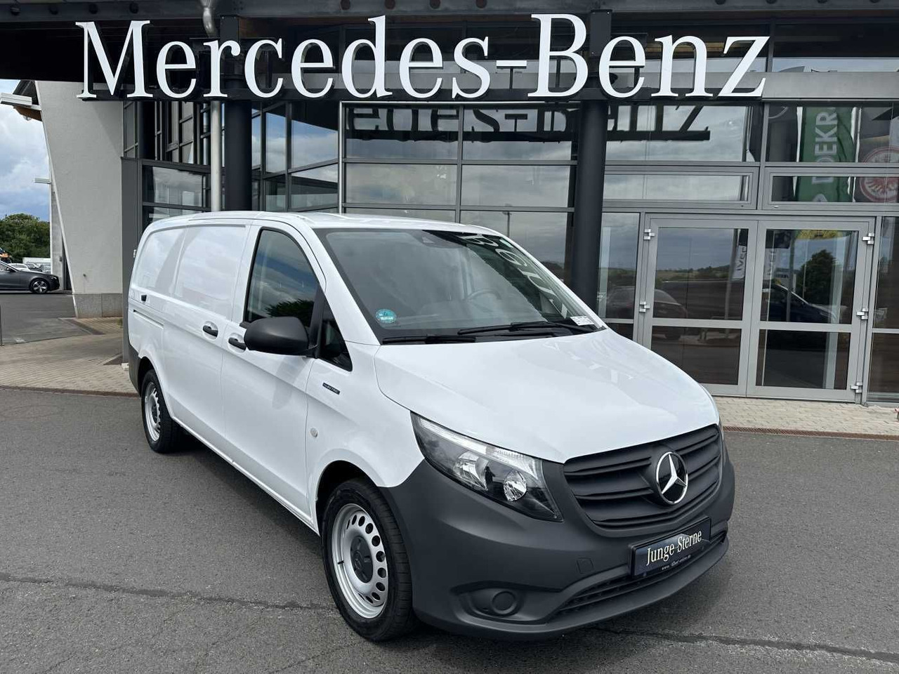Mercedes-Benz eVito 112 Klima Kamera Navi SHZ Tempomat - 소형 밴, 전기 밴 : 사진 1 Mercedes-Benz eVito 112 Klima Kamera Navi SHZ Tempomat - 소형 밴, 전기 밴 : 사진 1