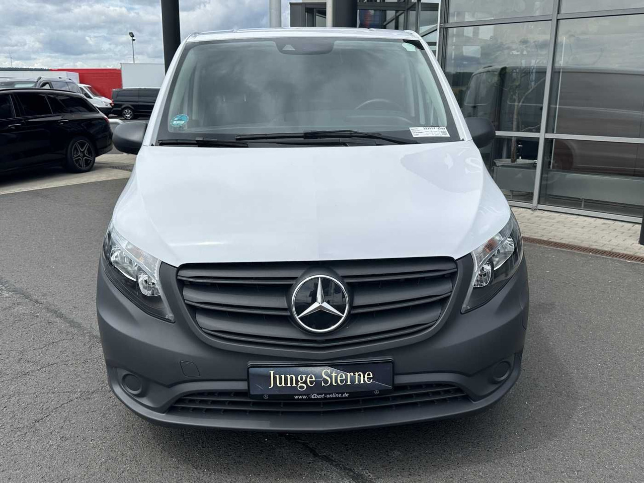 Mercedes-Benz eVito 112 Klima Kamera Navi SHZ Tempomat - 소형 밴, 전기 밴 : 사진 2 Mercedes-Benz eVito 112 Klima Kamera Navi SHZ Tempomat - 소형 밴, 전기 밴 : 사진 2