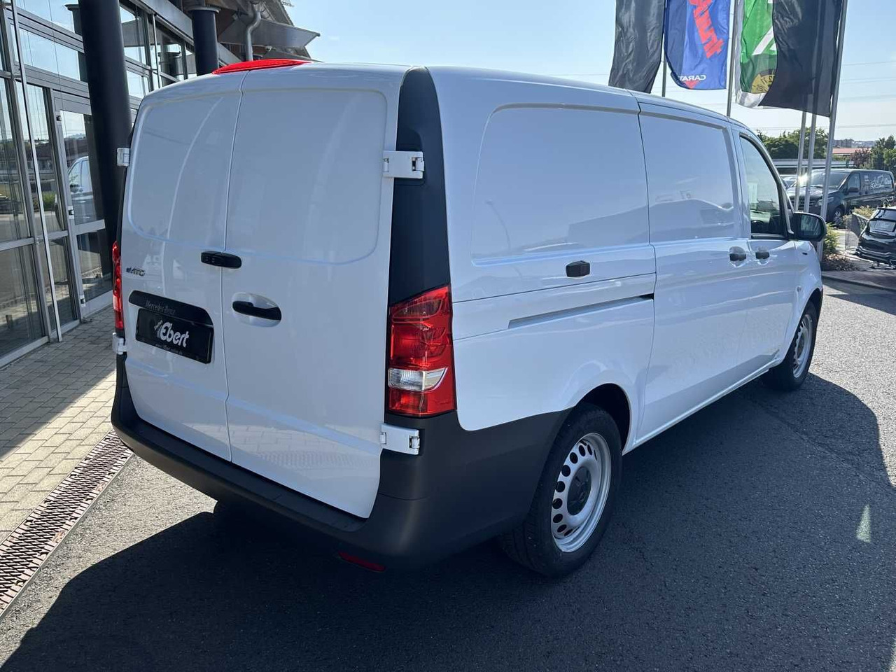 Mercedes-Benz eVito 112 Klima Kamera Navi SHZ Tempomat - 소형 밴, 전기 밴 : 사진 4 Mercedes-Benz eVito 112 Klima Kamera Navi SHZ Tempomat - 소형 밴, 전기 밴 : 사진 4