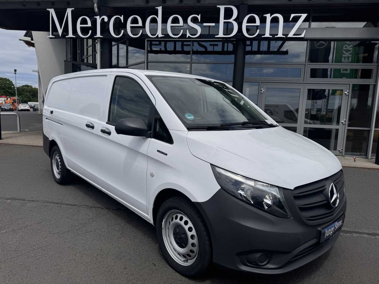 Mercedes-Benz eVito 112 Klima Kamera Navi SHZ Tempomat - 소형 밴, 전기 밴 : 사진 1 Mercedes-Benz eVito 112 Klima Kamera Navi SHZ Tempomat - 소형 밴, 전기 밴 : 사진 1