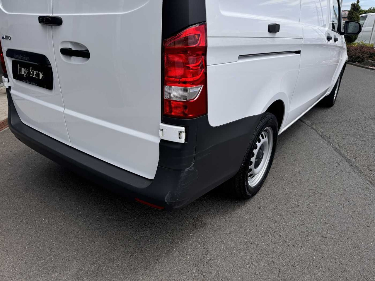 Mercedes-Benz eVito 112 Klima Kamera Navi SHZ Tempomat - 소형 밴, 전기 밴 : 사진 5 Mercedes-Benz eVito 112 Klima Kamera Navi SHZ Tempomat - 소형 밴, 전기 밴 : 사진 5