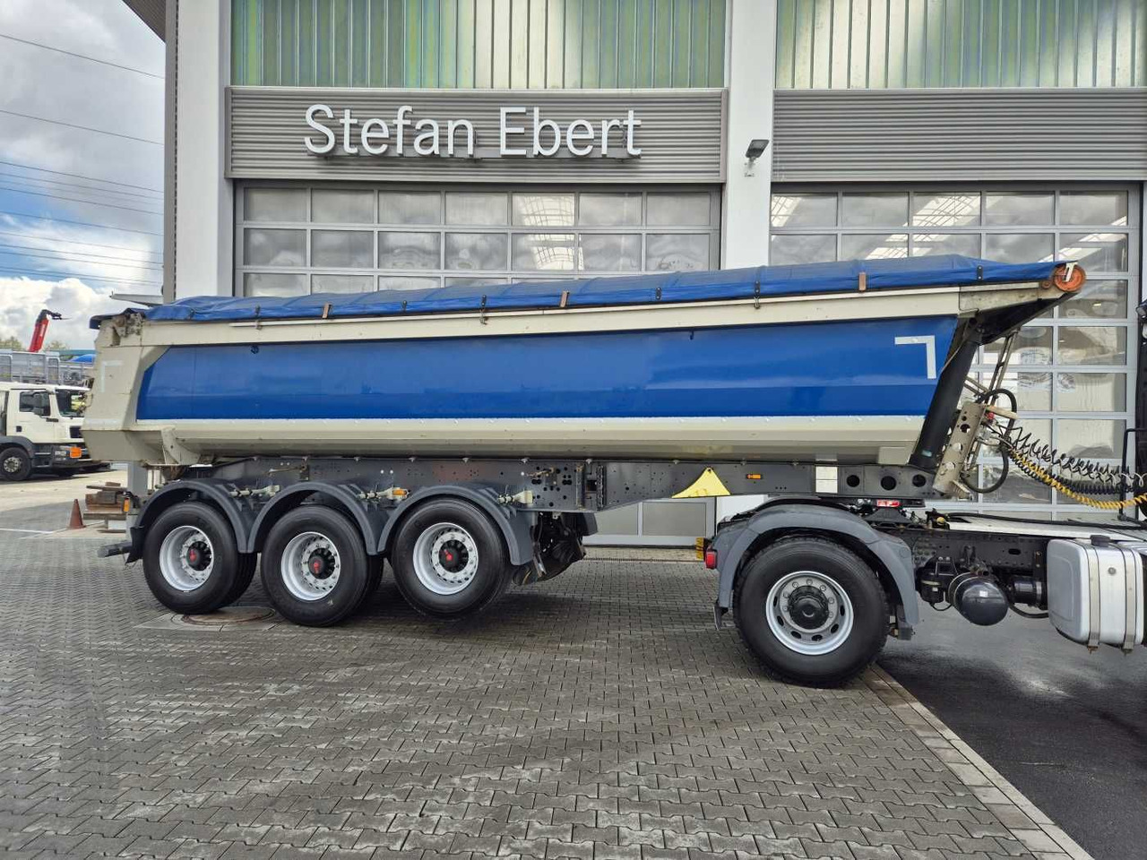 Schmitz Cargobull SGF*S3 SKI 24 SL 7.2 Mulde 23m³ Liftachse 5x - 덤프 세미 트레일러 : 사진 3 Schmitz Cargobull SGF*S3 SKI 24 SL 7.2 Mulde 23m³ Liftachse 5x - 덤프 세미 트레일러 : 사진 3