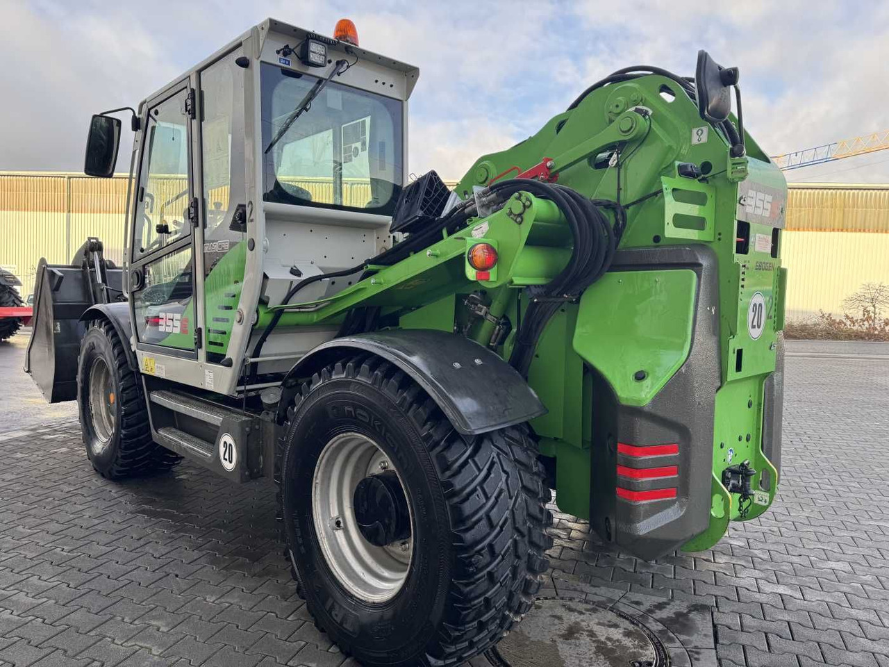 Sennebogen 355 E / Greifschaufel / nur 2.260h! - 휠 로더 : 사진 5 Sennebogen 355 E / Greifschaufel / nur 2.260h! - 휠 로더 : 사진 5