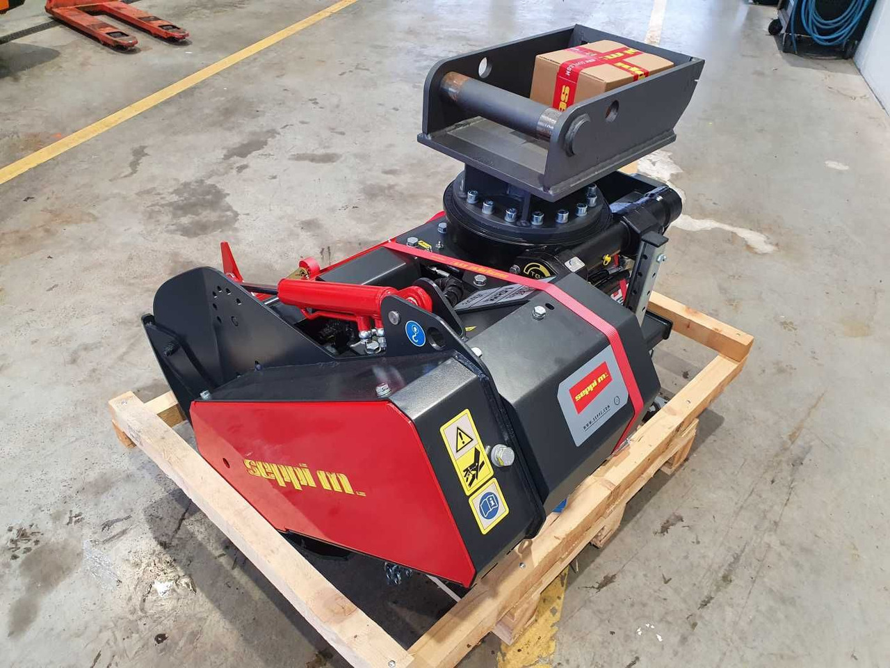 Seppi MINI-BMS 105 Forstmulcher Drehmotor MS08 - 산림 멀칭기 : 사진 5 Seppi MINI-BMS 105 Forstmulcher Drehmotor MS08 - 산림 멀칭기 : 사진 5