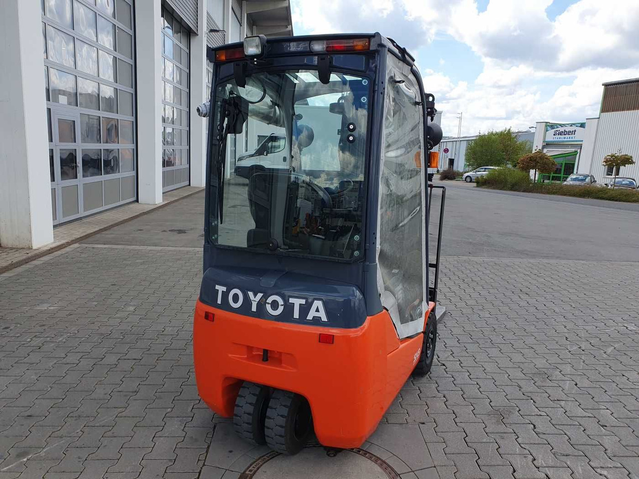 Toyota 8FBET15 / Triplex: 4.30m / nur 393h! - 전기 지게차 : 사진 4 Toyota 8FBET15 / Triplex: 4.30m / nur 393h! - 전기 지게차 : 사진 4