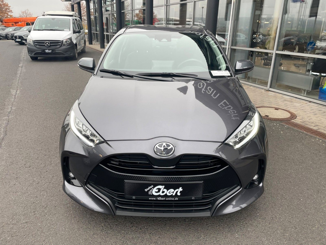 Toyota Yaris 1.5 VVT-iE Aut. Team D AHK+R-Kamera+SHZ - 차량 : 사진 2 Toyota Yaris 1.5 VVT-iE Aut. Team D AHK+R-Kamera+SHZ - 차량 : 사진 2