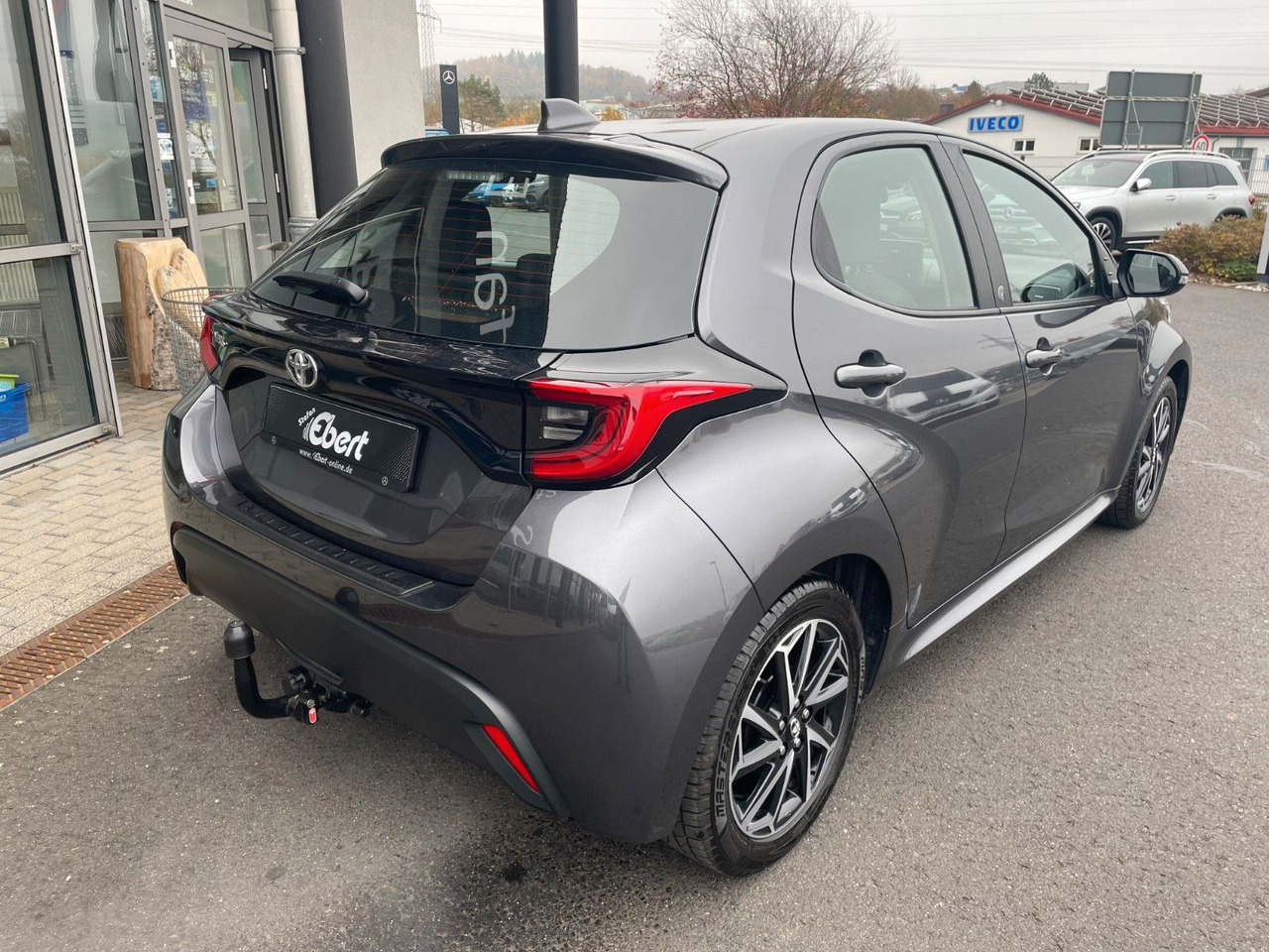 Toyota Yaris 1.5 VVT-iE Aut. Team D AHK+R-Kamera+SHZ - 차량 : 사진 5 Toyota Yaris 1.5 VVT-iE Aut. Team D AHK+R-Kamera+SHZ - 차량 : 사진 5