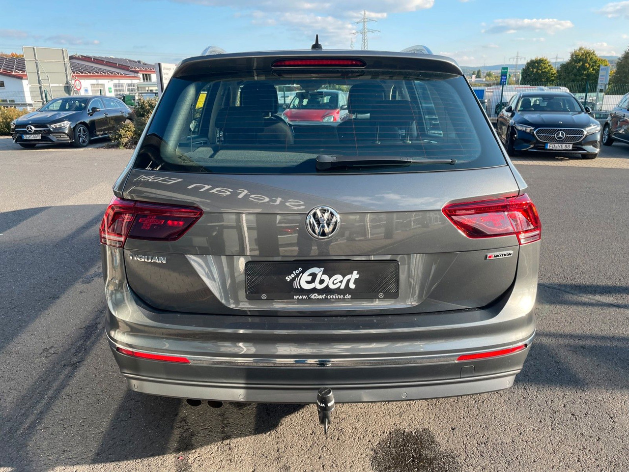 Volkswagen Tiguan 2.0 TSI Highline 4M AHK+LED+DAB+ACC+PDC - SUV : 사진 4 Volkswagen Tiguan 2.0 TSI Highline 4M AHK+LED+DAB+ACC+PDC - SUV : 사진 4