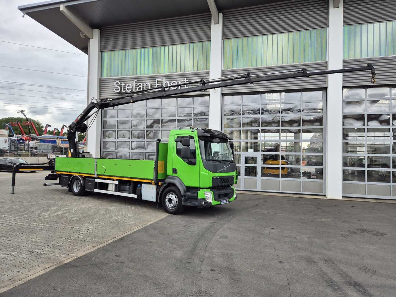 Volvo FL 42 R Kran Hiab XS 088 Funk bis 14 m! Kamera - 크레인 트럭 : 사진 1 Volvo FL 42 R Kran Hiab XS 088 Funk bis 14 m! Kamera - 크레인 트럭 : 사진 1