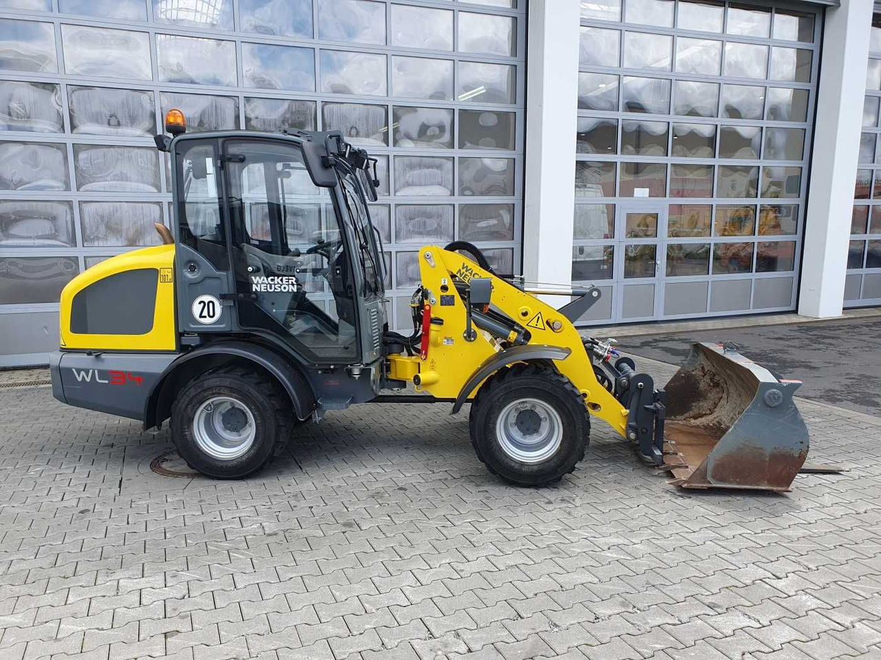 Wacker WL34 (RL40) / Schaufel + Gabel / nur 743h / 62PS - 휠 로더 : 사진 3 Wacker WL34 (RL40) / Schaufel + Gabel / nur 743h / 62PS - 휠 로더 : 사진 3
