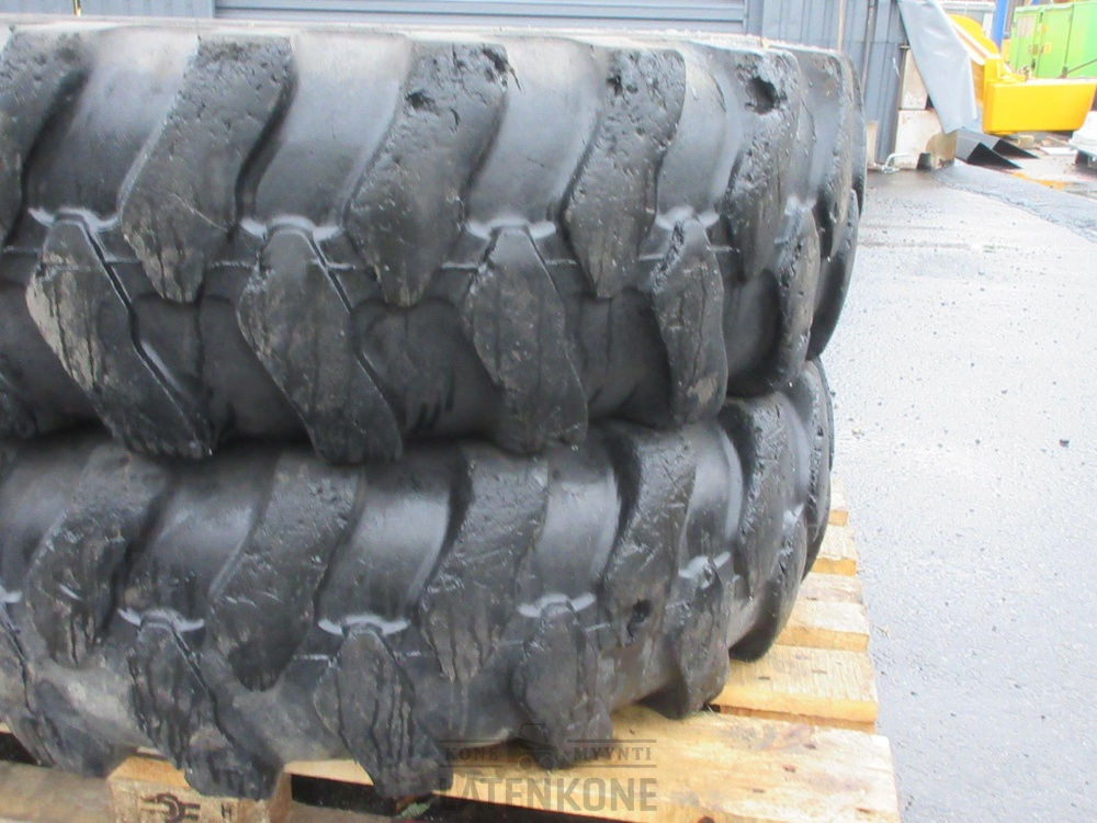 Euro Grip 335/80 R20 rengas 2kpl - 타이어 건설기계 용 : 사진 4 Euro Grip 335/80 R20 rengas 2kpl - 타이어 건설기계 용 : 사진 4