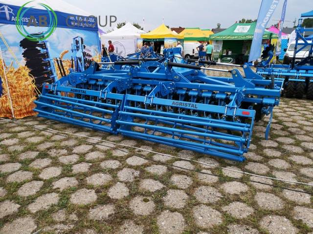 Agristal BTH hydraulic folding disc harrow 4.5 m - 디스크 해로 : 사진 1 Agristal BTH hydraulic folding disc harrow 4.5 m - 디스크 해로 : 사진 1