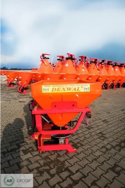 Dexwal rozsiewacz nawozu Tornado Duo 850 l/1200 kg - 비료 스프레더 : 사진 2 Dexwal rozsiewacz nawozu Tornado Duo 850 l/1200 kg - 비료 스프레더 : 사진 2
