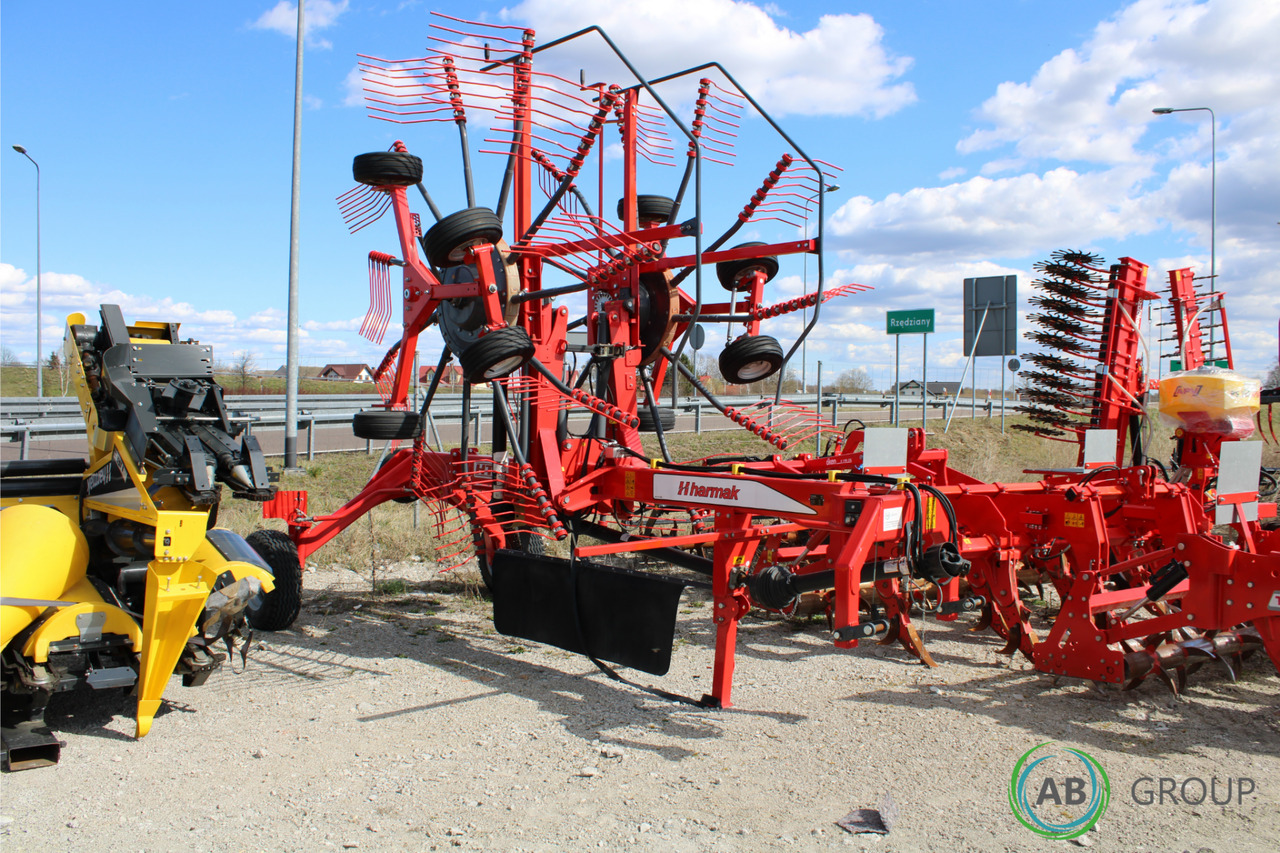 Harmak HT-745 double-rotor rake - demo version - 반전기/ 레이크 : 사진 1 Harmak HT-745 double-rotor rake - demo version - 반전기/ 레이크 : 사진 1