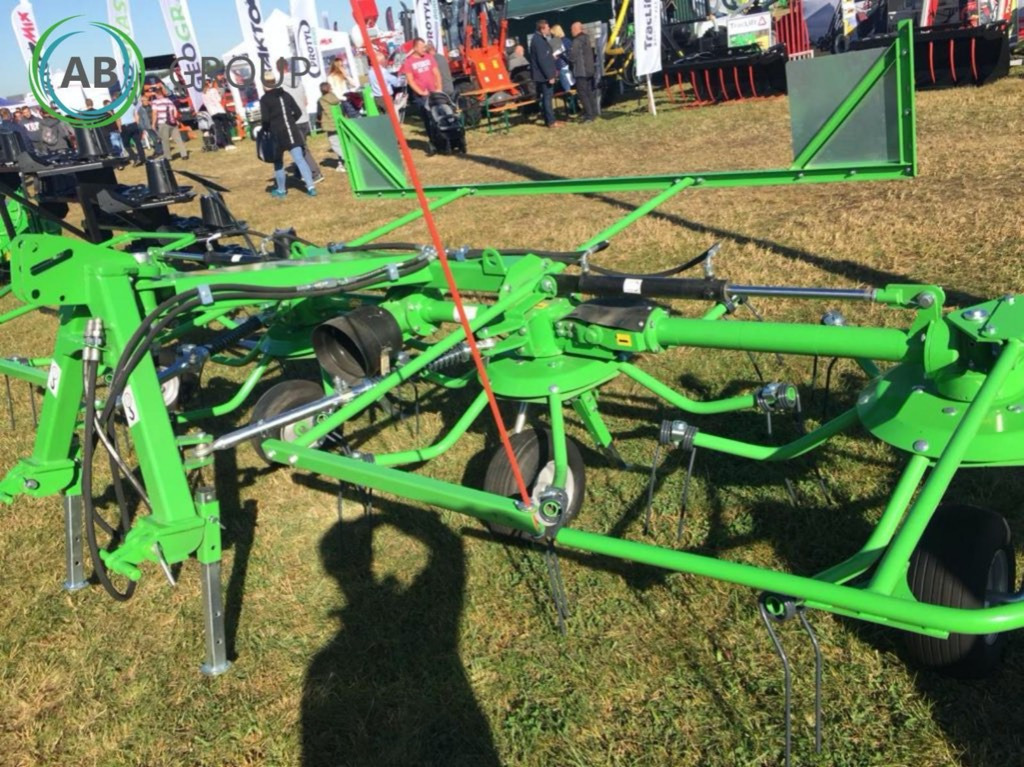 Kowalski rotary tedder Z528 (PKM53), 5,3 m - 반전기/ 레이크 : 사진 2 Kowalski rotary tedder Z528 (PKM53), 5,3 m - 반전기/ 레이크 : 사진 2