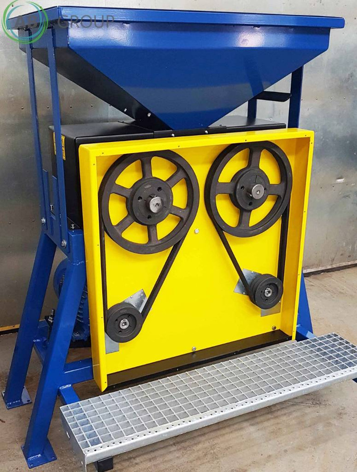 Masz-Rol twin-engine grain processor D-400 - 기타 기계 : 사진 2 Masz-Rol twin-engine grain processor D-400 - 기타 기계 : 사진 2