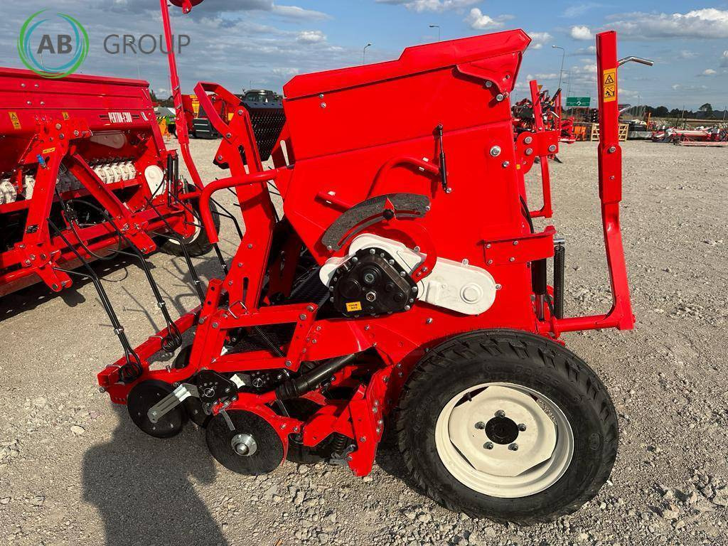Mechanical trailed grain seeder Ozdoken Pertum-F 300 - Double-Disc Coulter - 파종기 : 사진 3 Mechanical trailed grain seeder Ozdoken Pertum-F 300 - Double-Disc Coulter - 파종기 : 사진 3