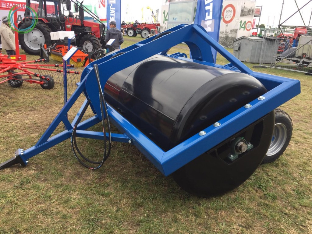 Metal-Technik Meadow Roller 2,66 m - 농장 롤러 : 사진 2 Metal-Technik Meadow Roller 2,66 m - 농장 롤러 : 사진 2