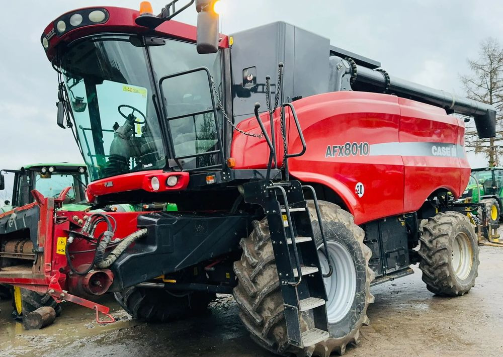 Case IH AFH 8010 - 목초수확기 : 사진 2 Case IH AFH 8010 - 목초수확기 : 사진 2