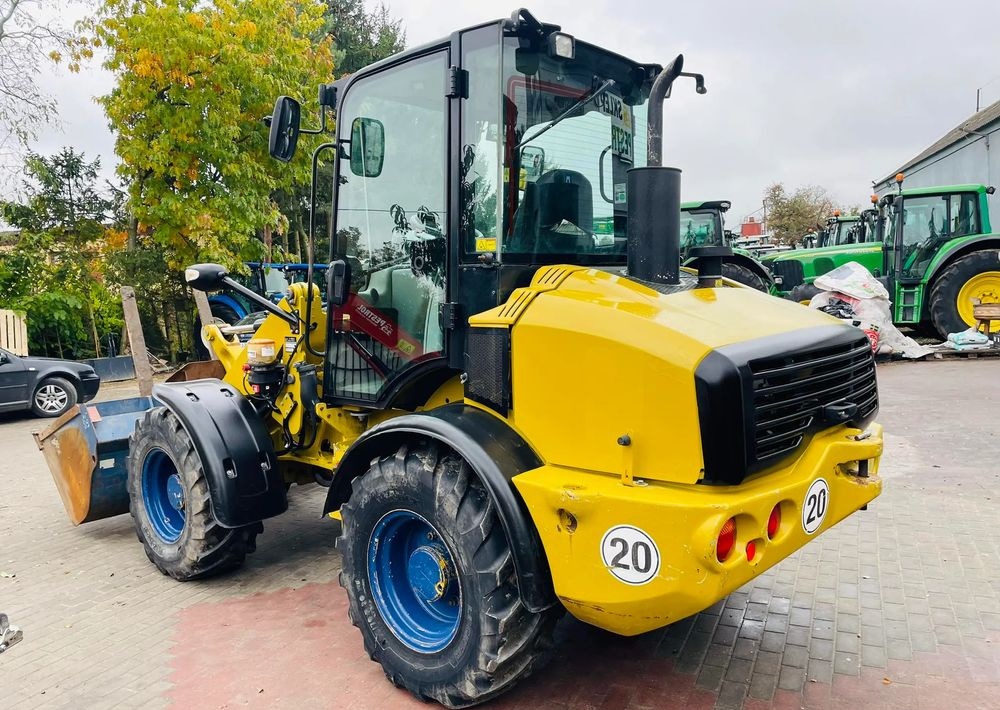 휠 로더 Caterpillar 908H : 사진 10