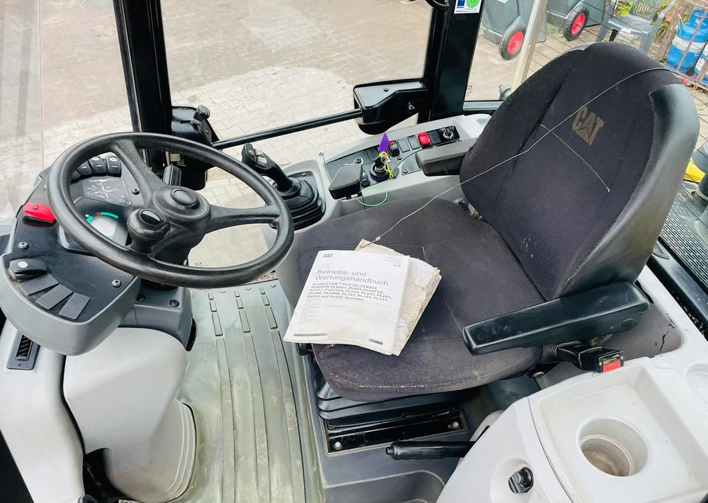 휠 로더 Caterpillar 908H : 사진 14