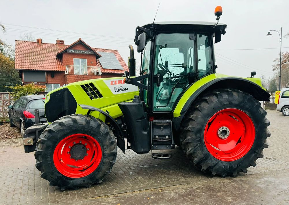 Claas Arion 620 - 장궤형 트랙터 : 사진 3 Claas Arion 620 - 장궤형 트랙터 : 사진 3