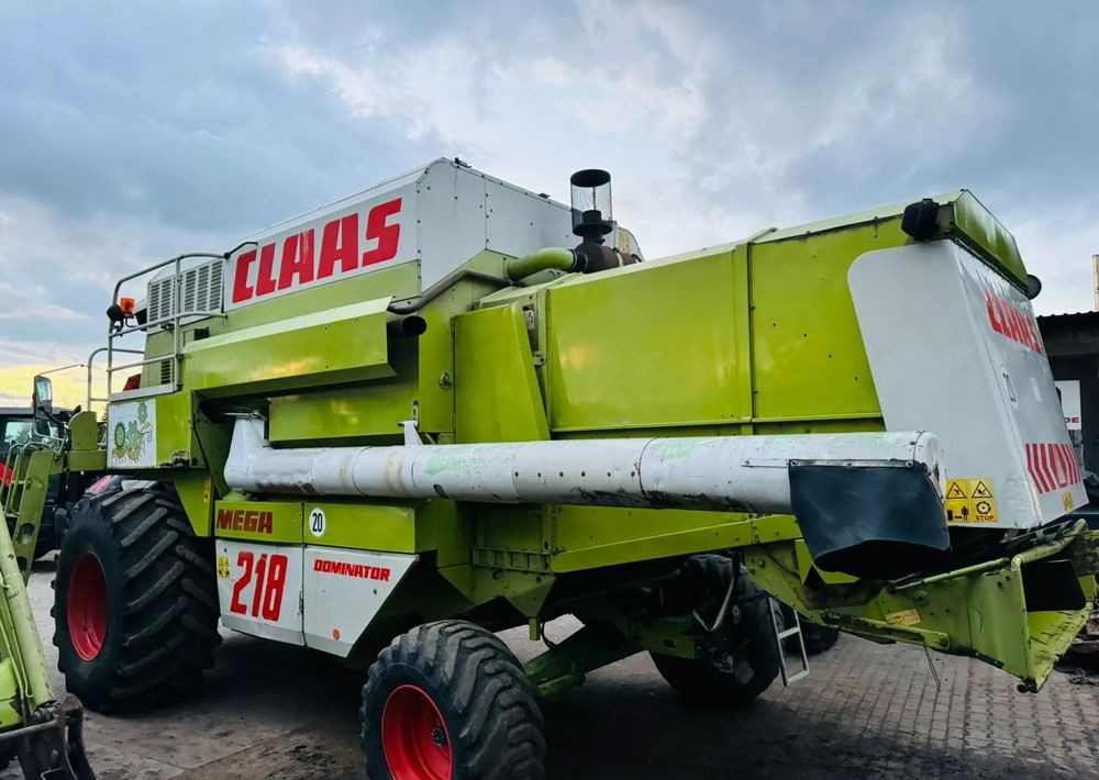 Claas MEGA 218 - 목초수확기 : 사진 3 Claas MEGA 218 - 목초수확기 : 사진 3
