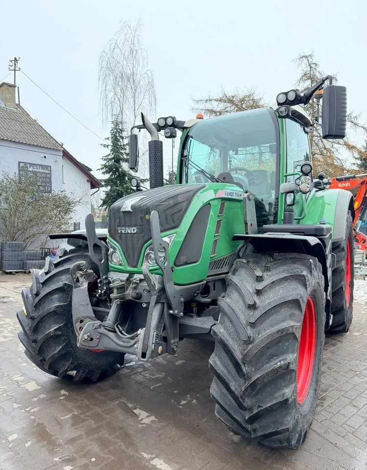 Fendt 714 Vario Profi - 장궤형 트랙터 : 사진 4 Fendt 714 Vario Profi - 장궤형 트랙터 : 사진 4